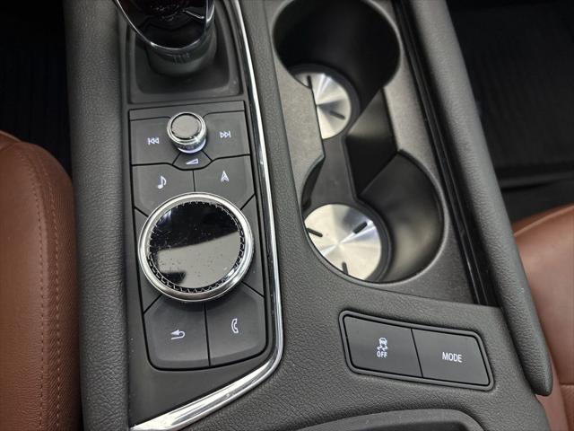 used 2021 Cadillac XT5 car, priced at $27,262