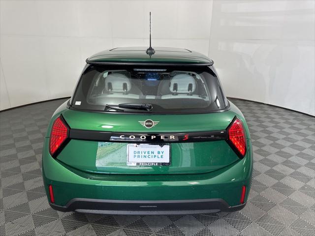 new 2025 MINI Hardtop car, priced at $37,380