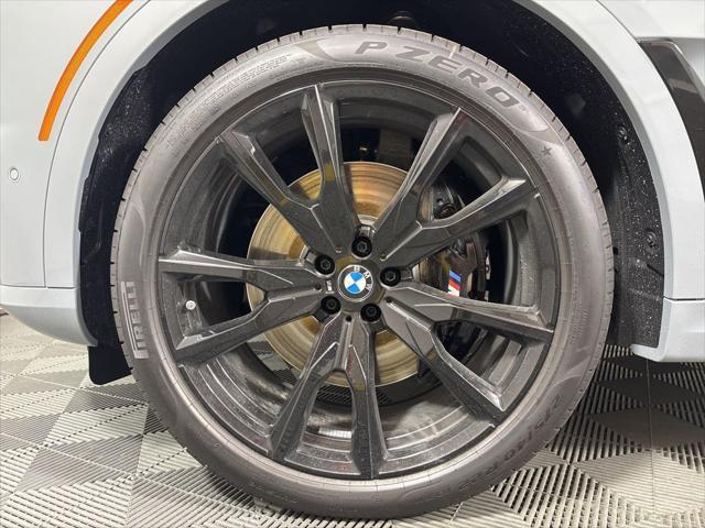 new 2026 BMW X7 car, priced at $98,925