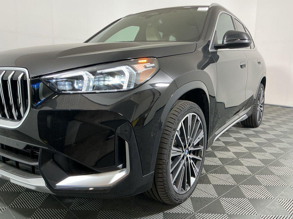 new 2025 BMW X1 car, priced at $47,515