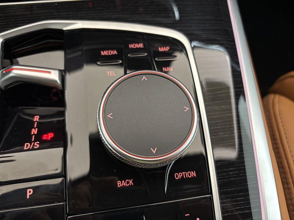 used 2025 BMW X7 car, priced at $84,562