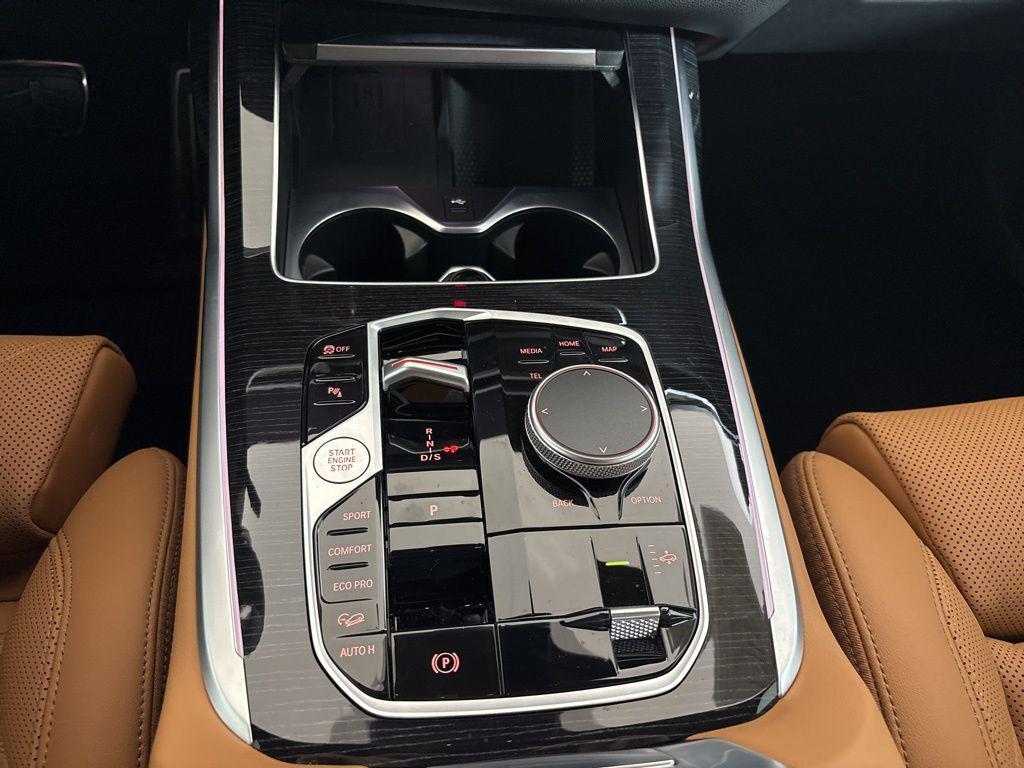 used 2025 BMW X7 car, priced at $84,562