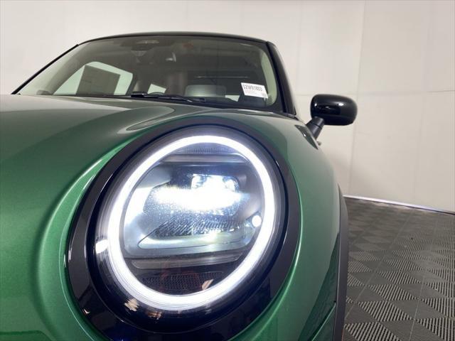 new 2025 MINI Hardtop car, priced at $37,600