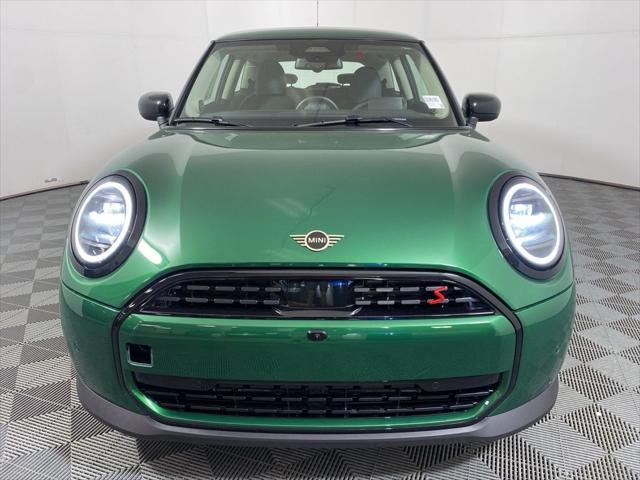 new 2025 MINI Hardtop car, priced at $37,600