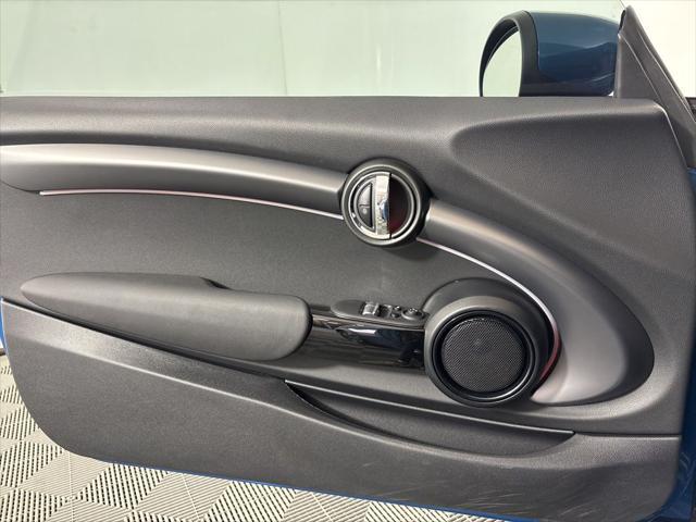 used 2024 MINI Hardtop car, priced at $29,240