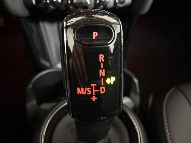 used 2024 MINI Hardtop car, priced at $29,240