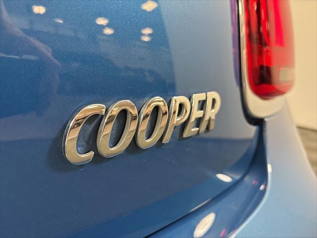 used 2024 MINI Hardtop car, priced at $29,240