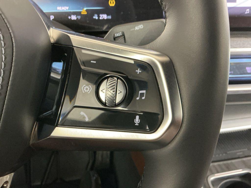 used 2025 BMW i7 car, priced at $99,300