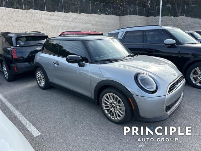 new 2025 MINI Hardtop car, priced at $32,430