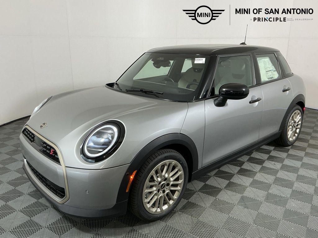 new 2025 MINI Hardtop car, priced at $37,110