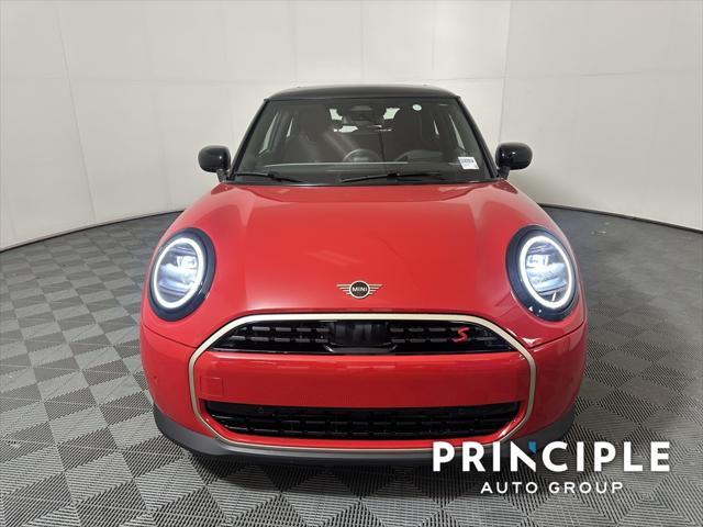 new 2025 MINI Hardtop car, priced at $35,595