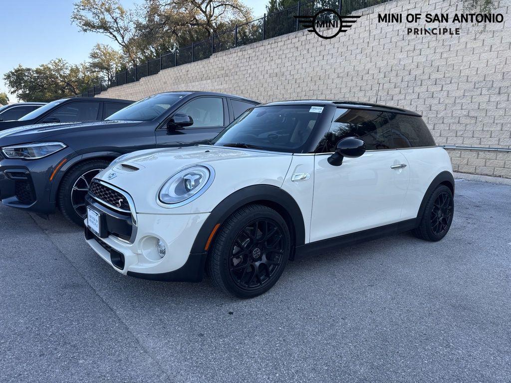 used 2017 MINI Hardtop car, priced at $13,962