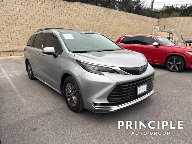 used 2024 Toyota Sienna car, priced at $46,262