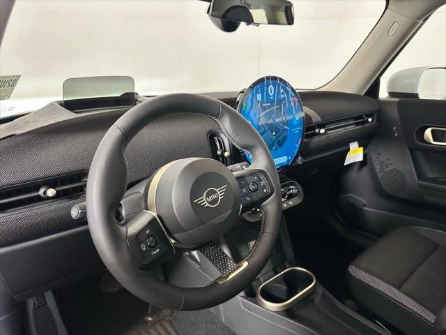 new 2025 MINI Hardtop car, priced at $32,430
