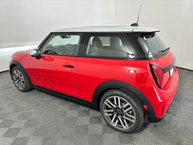 new 2025 MINI Hardtop car, priced at $32,430