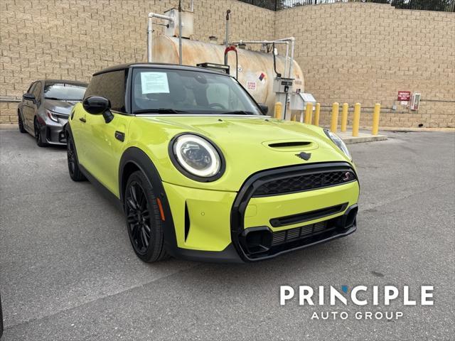 used 2023 MINI Hardtop car, priced at $25,962