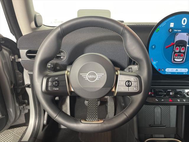 used 2025 MINI Hardtop car