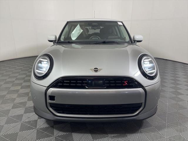 used 2025 MINI Hardtop car
