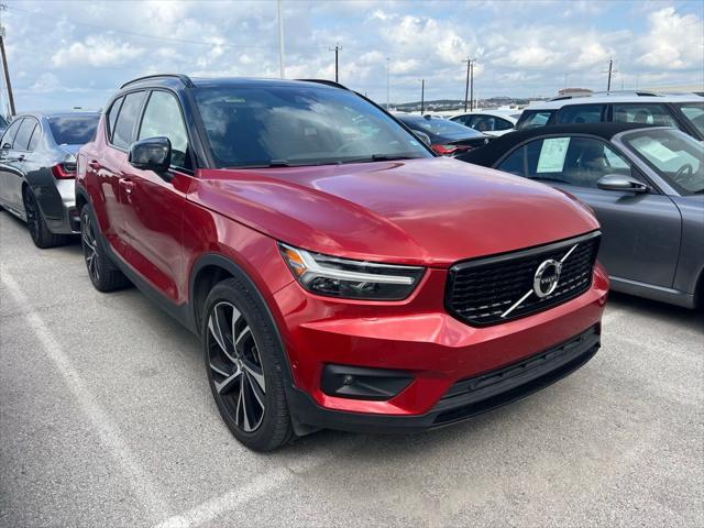 used 2021 Volvo XC40 car, priced at $30,962