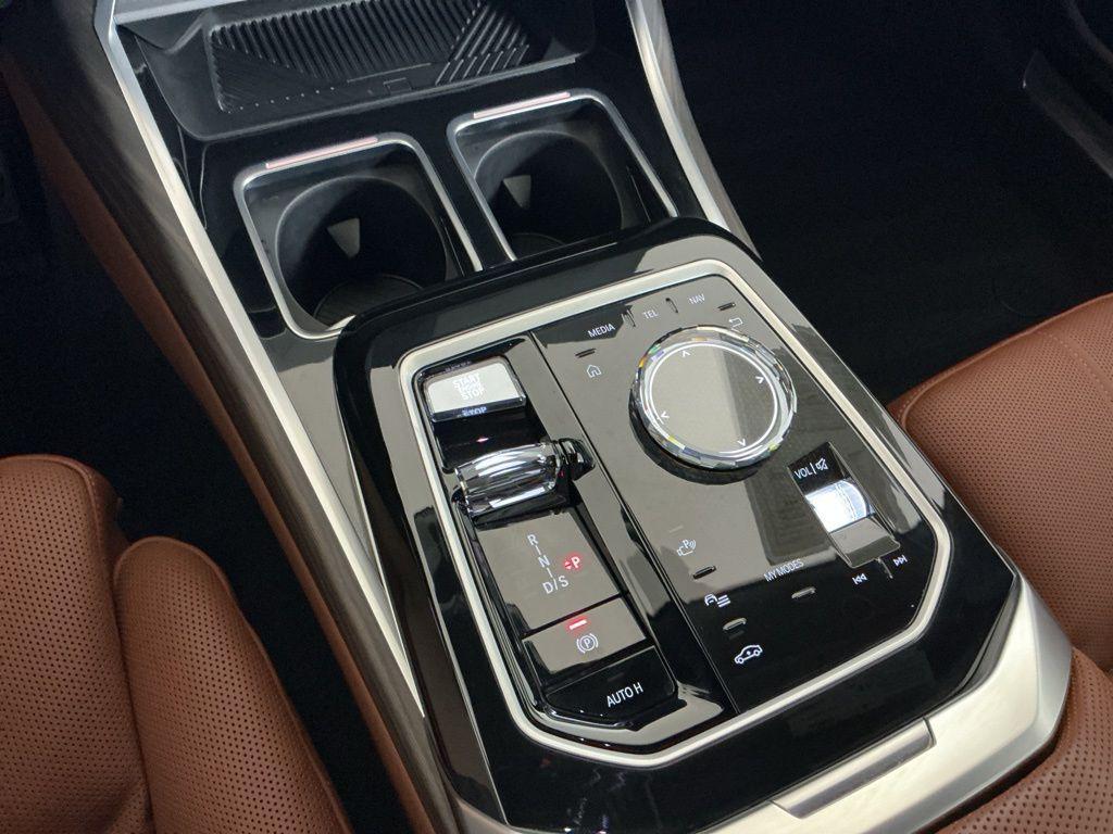 used 2024 BMW 760 car, priced at $99,962