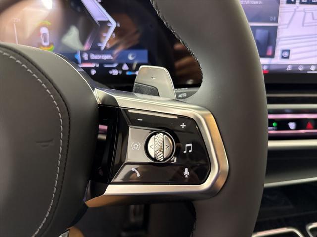 new 2025 BMW 760 car, priced at $129,225