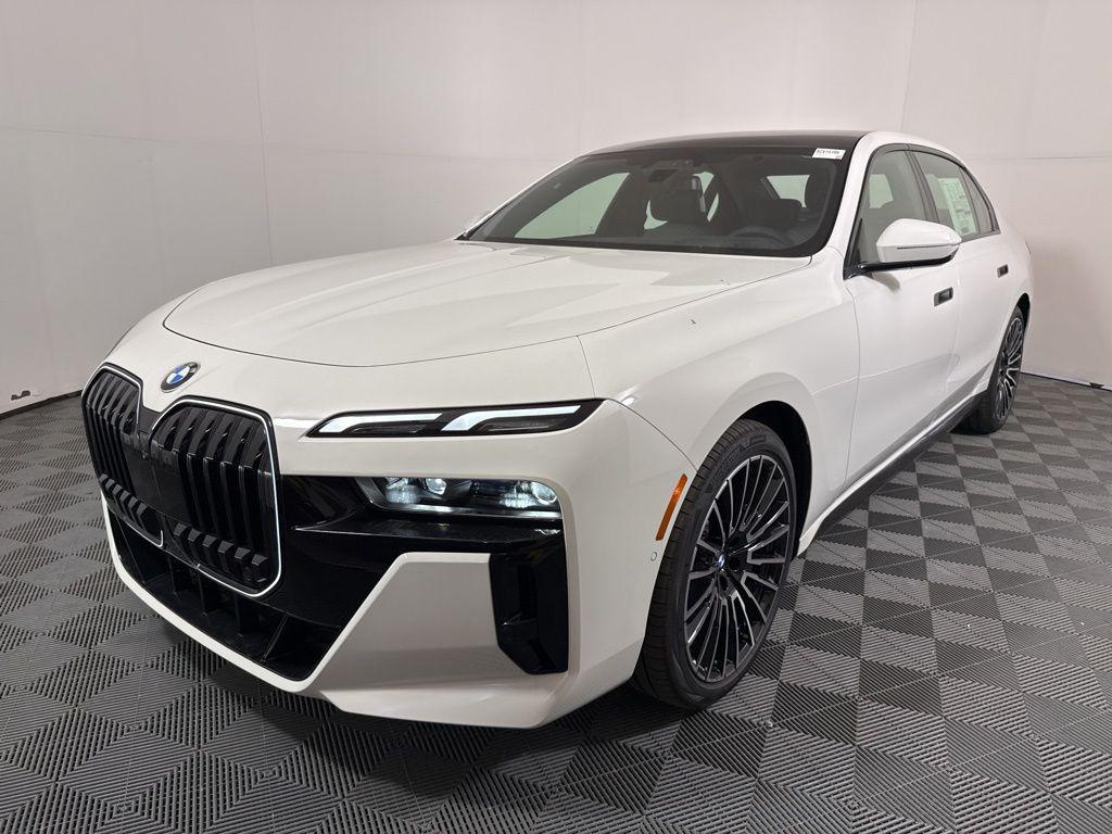 new 2025 BMW 760 car, priced at $129,225