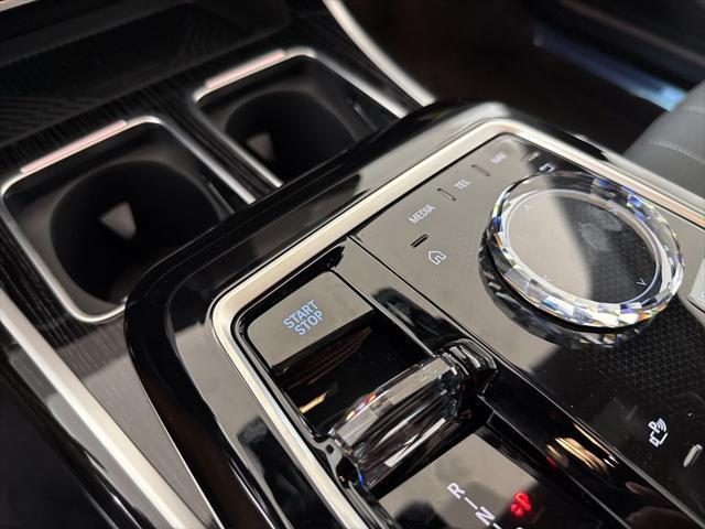 new 2025 BMW i7 car, priced at $117,880