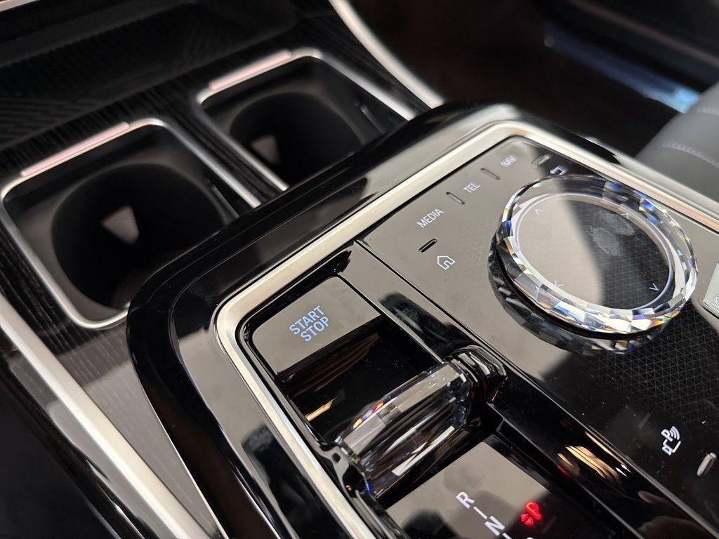 new 2025 BMW i7 car, priced at $117,880