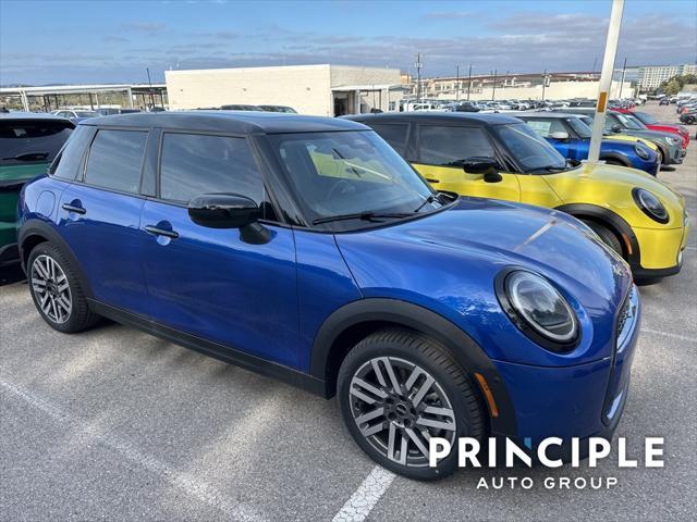 new 2025 MINI Hardtop car, priced at $37,820