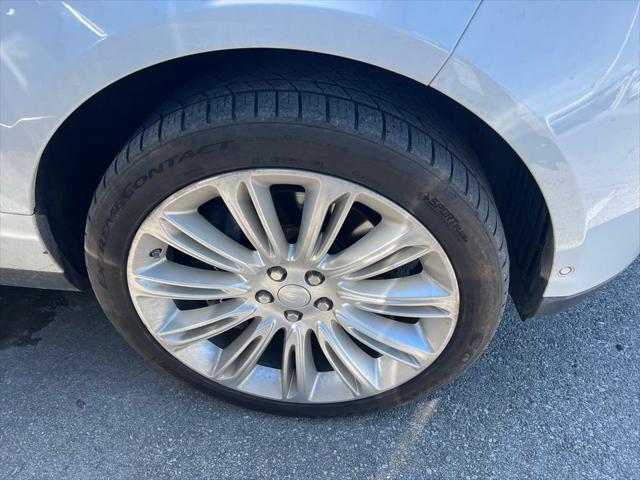 used 2020 Land Rover Range Rover car, priced at $41,962