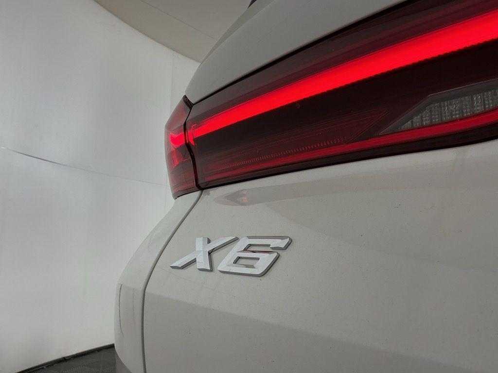 new 2026 BMW X6 car, priced at $89,100