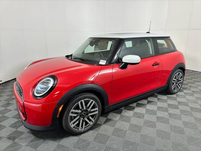new 2025 MINI Hardtop car, priced at $32,430
