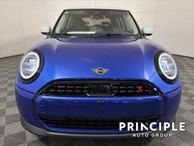 new 2025 MINI Hardtop car, priced at $37,380