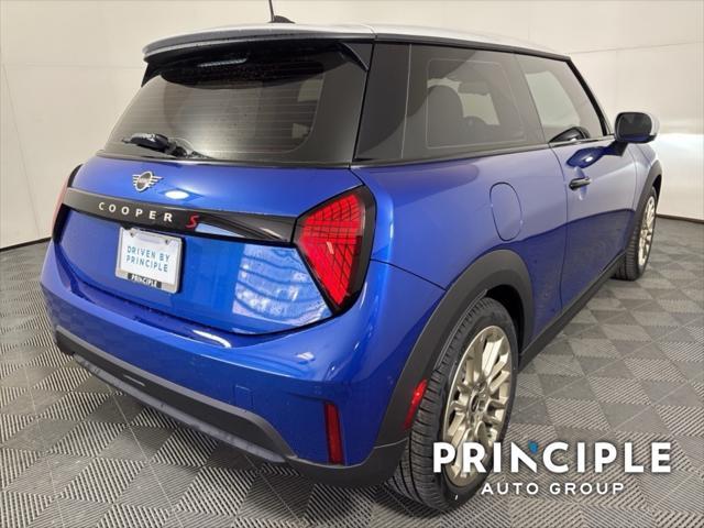 new 2025 MINI Hardtop car, priced at $37,380