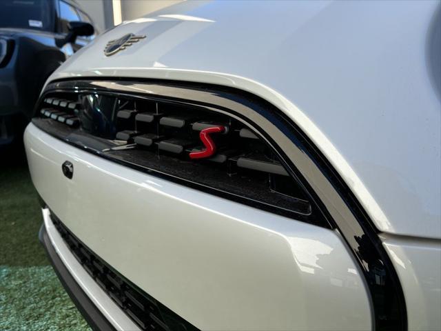 new 2025 MINI Hardtop car, priced at $37,455