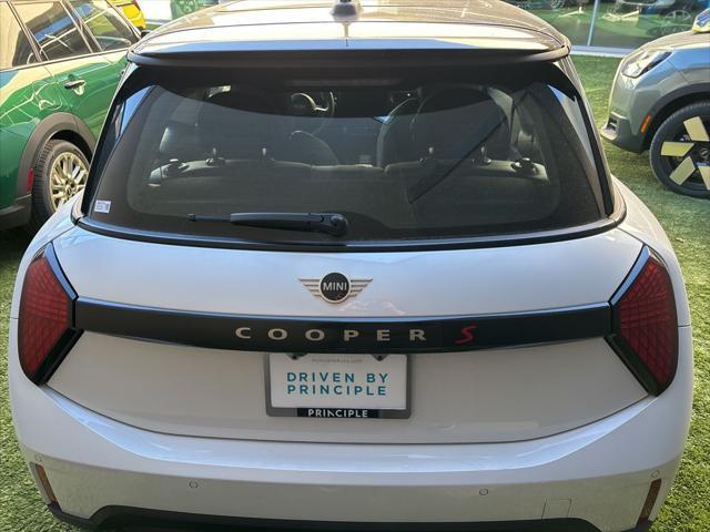 new 2025 MINI Hardtop car, priced at $37,455