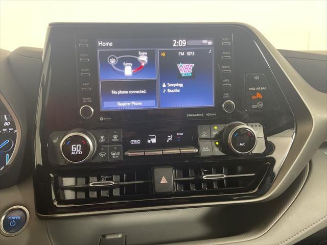 used 2020 Toyota Highlander Hybrid car, priced at $33,762