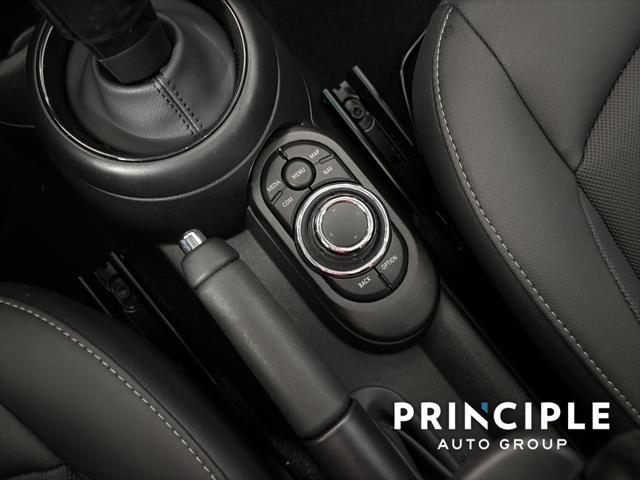 used 2024 MINI Hardtop car, priced at $29,240