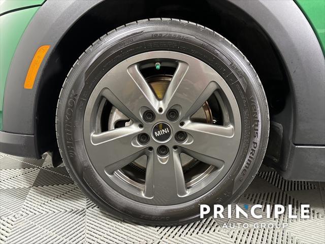 used 2024 MINI Hardtop car, priced at $29,240