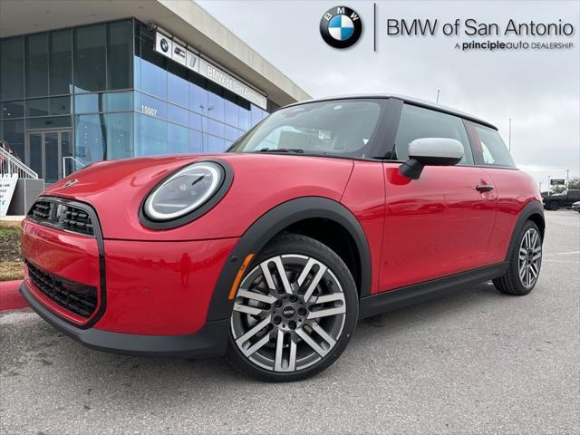 new 2025 MINI Hardtop car, priced at $32,860