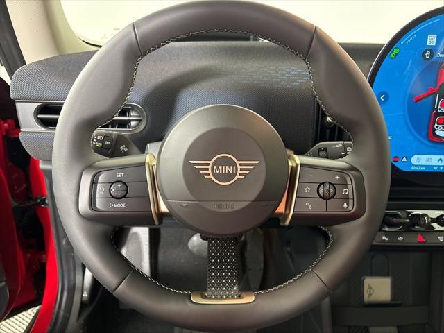 new 2025 MINI Hardtop car, priced at $32,860