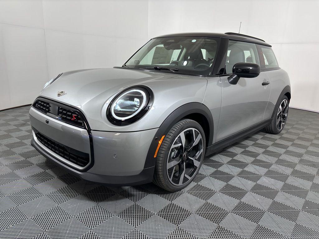 new 2025 MINI Hardtop car, priced at $37,725