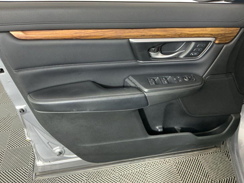 used 2017 Honda CR-V car, priced at $16,962