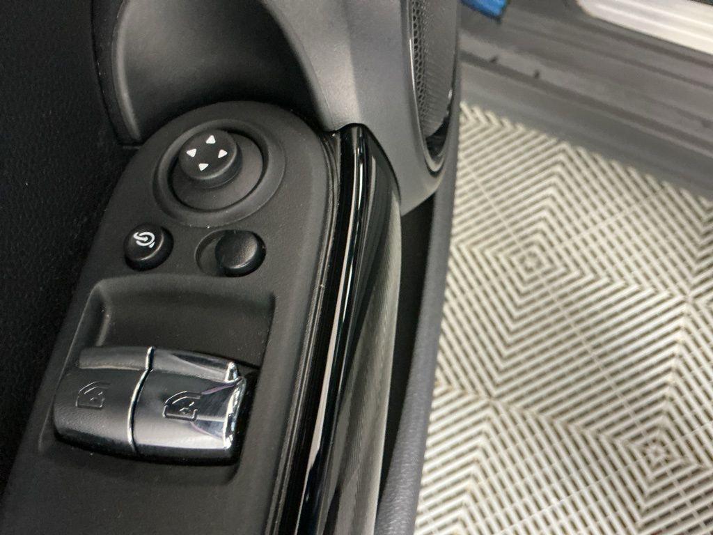 used 2024 MINI Hardtop car, priced at $20,462