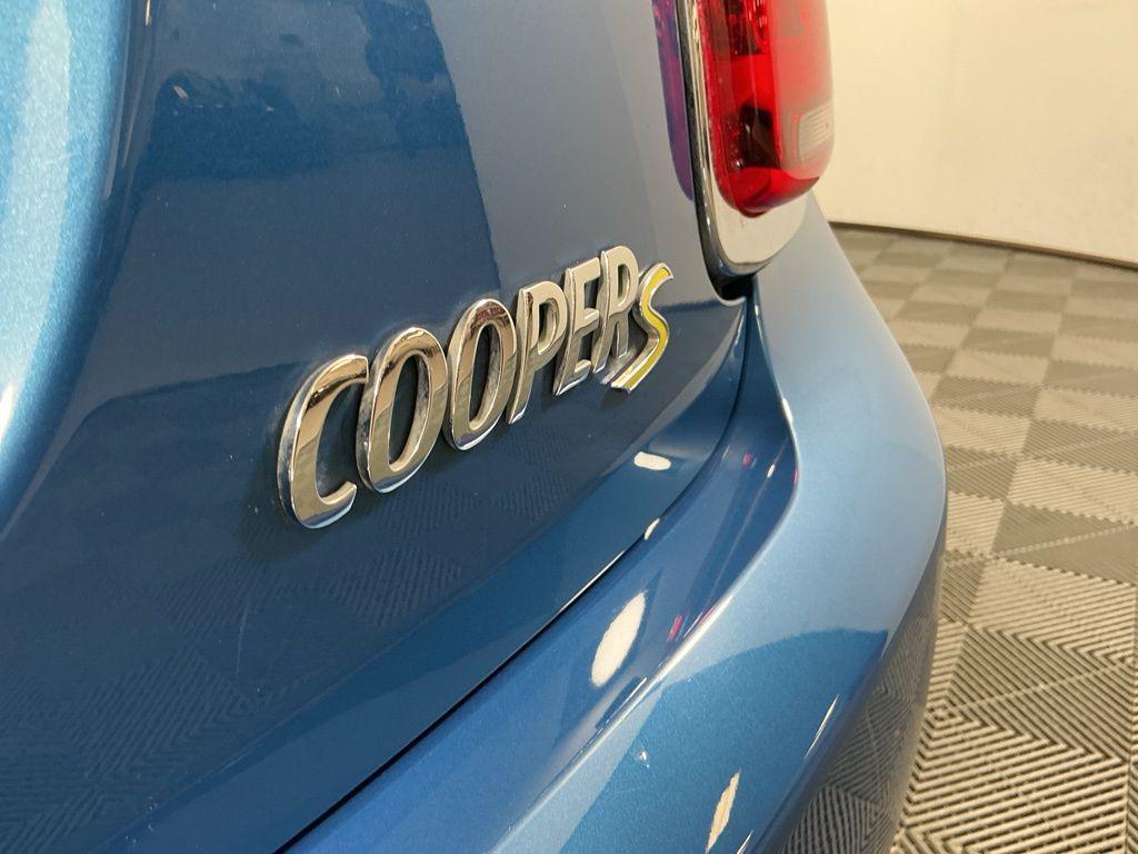 used 2024 MINI Hardtop car, priced at $20,462