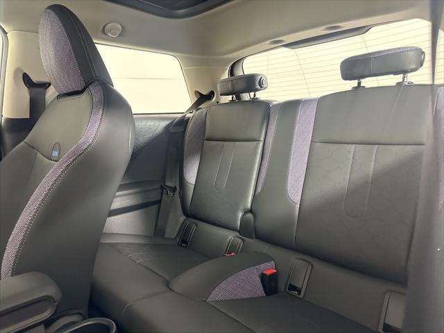 new 2025 MINI Hardtop car, priced at $32,430