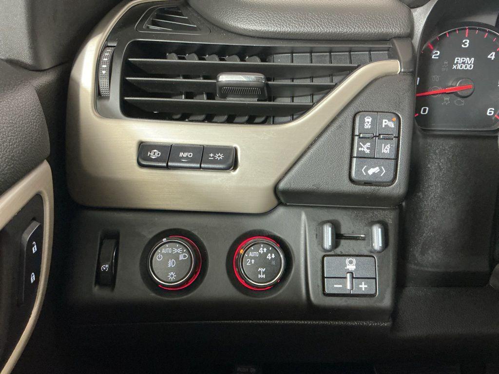 used 2015 GMC Yukon car, priced at $20,262