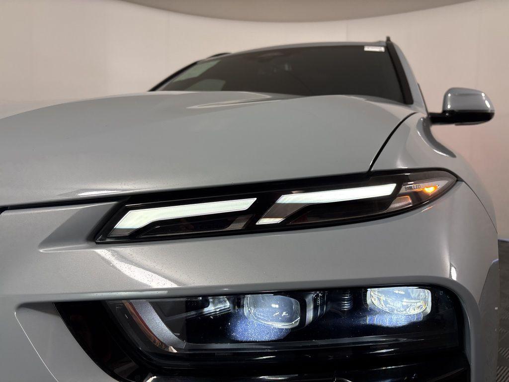 used 2023 BMW X7 car, priced at $64,562