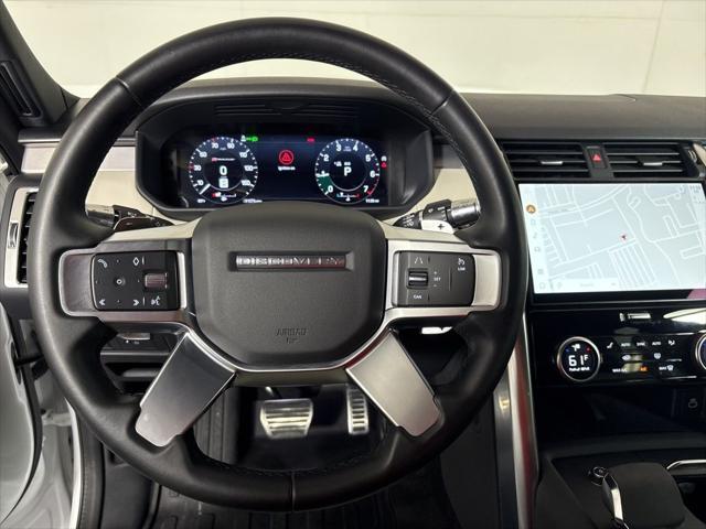 used 2022 Land Rover Discovery car, priced at $39,962