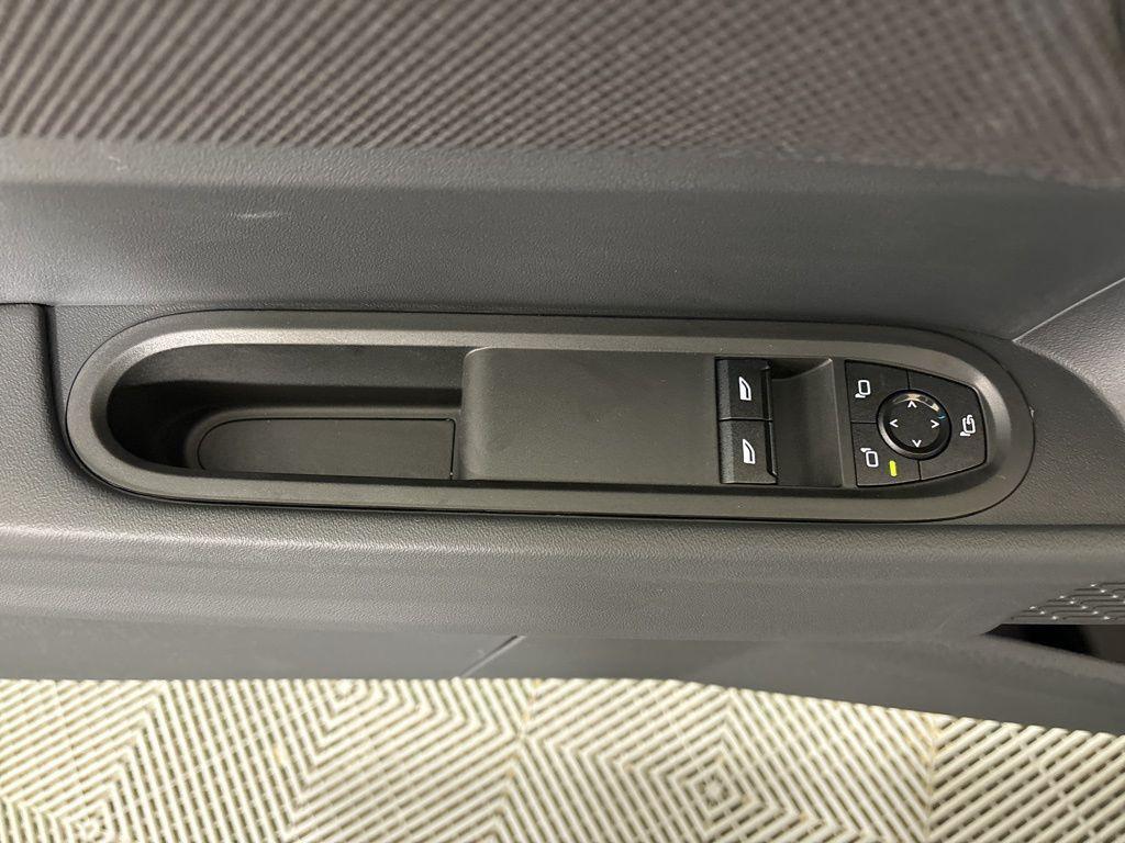new 2025 MINI Hardtop car, priced at $32,860